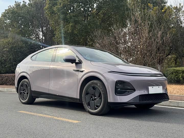 Фото 3 - XPeng G6