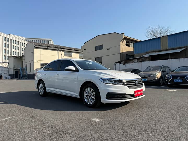 Фото 3 - Volkswagen Lavida