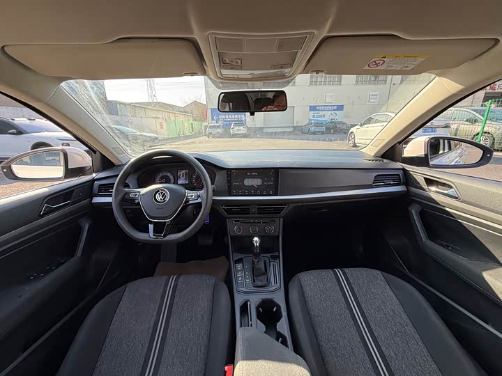 Фото 4 - Volkswagen Lavida