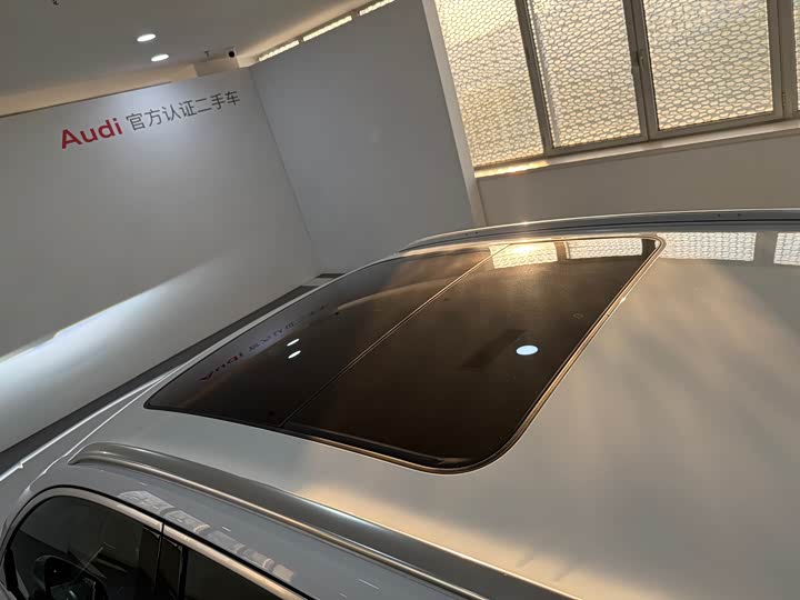 Фото 8 - Audi Q3