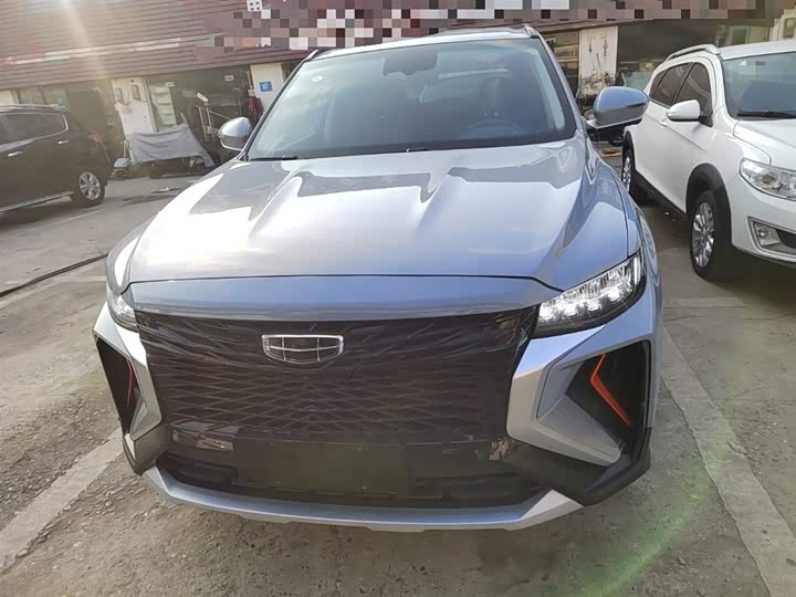 Фото 3 - Geely Atlas