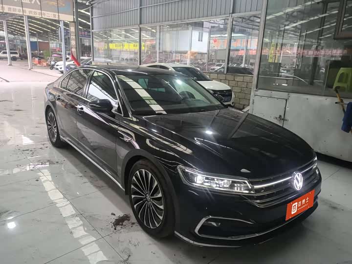 Фото 2 - Volkswagen Phideon