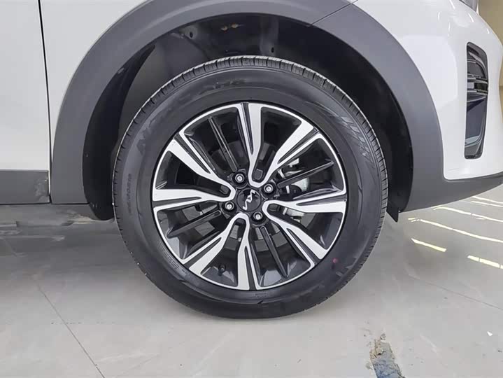 Фото 6 - Kia KX1