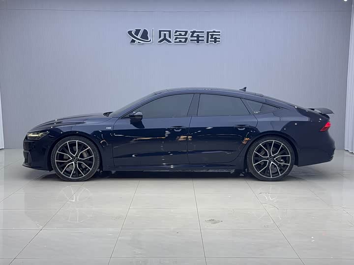Фото 2 - Audi A7