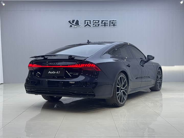 Фото 3 - Audi A7