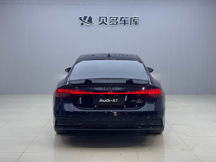 Фото 5 - Audi A7