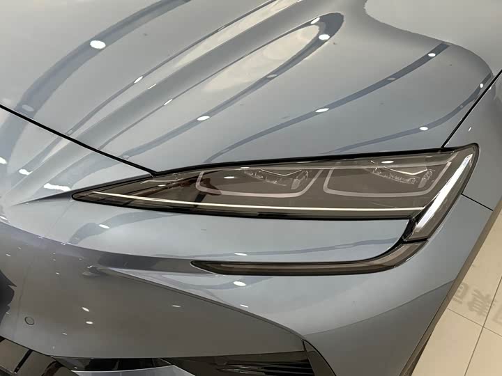 Фото 3 - BYD Sea Lion 07 EV