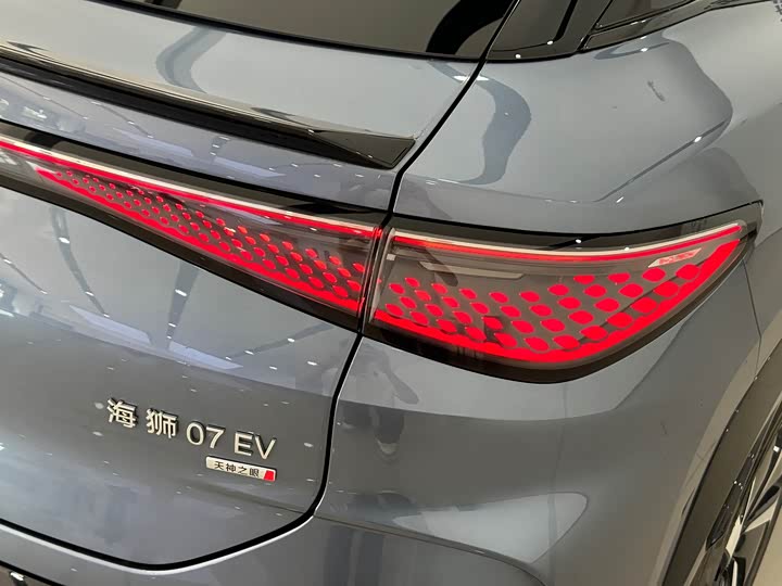 Фото 6 - BYD Sea Lion 07 EV