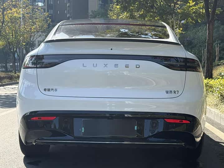 Фото 5 - Luxeed R7