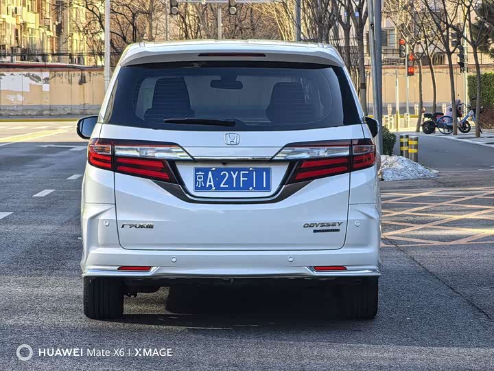 Фото 5 - Honda Odyssey