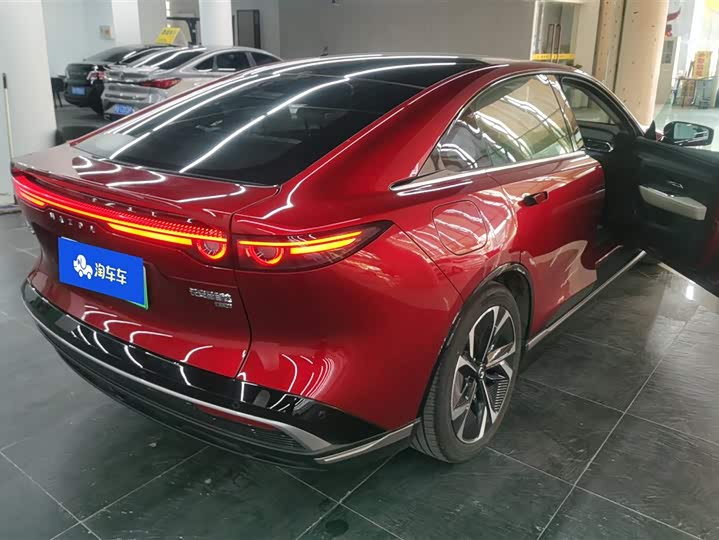 Фото 3 - Mazda EZ-6