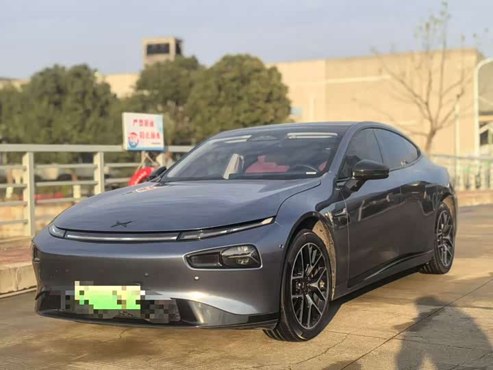 Фото 1 - XPeng P7