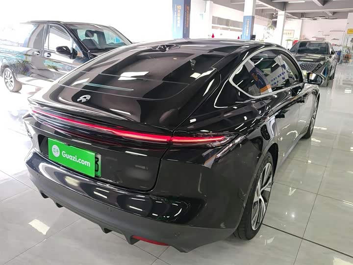 Фото 7 - Nio ET5