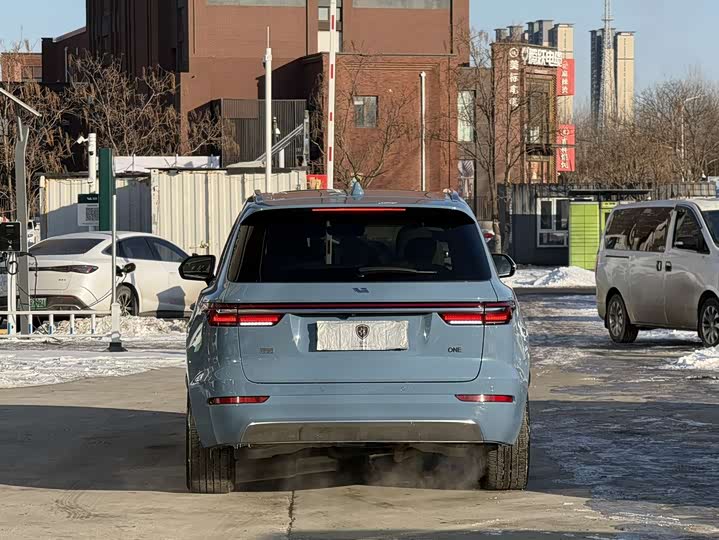 Фото 5 - LiXiang One