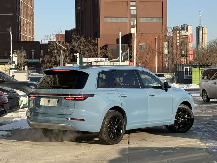 Фото 7 - LiXiang One