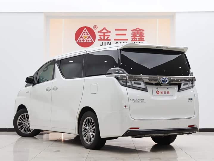 Фото 3 - Toyota Vellfire