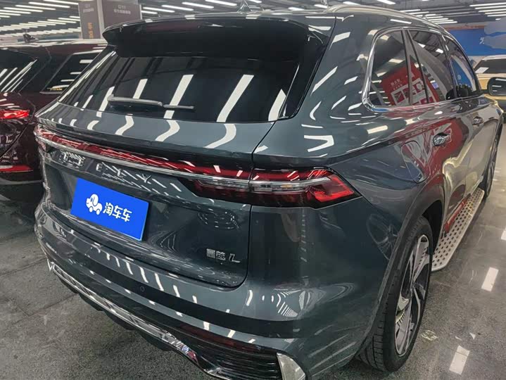 Фото 3 - Geely Monjaro