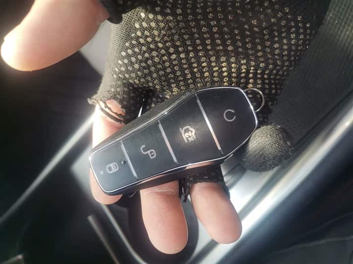 Фото 9 - BYD Dolphin