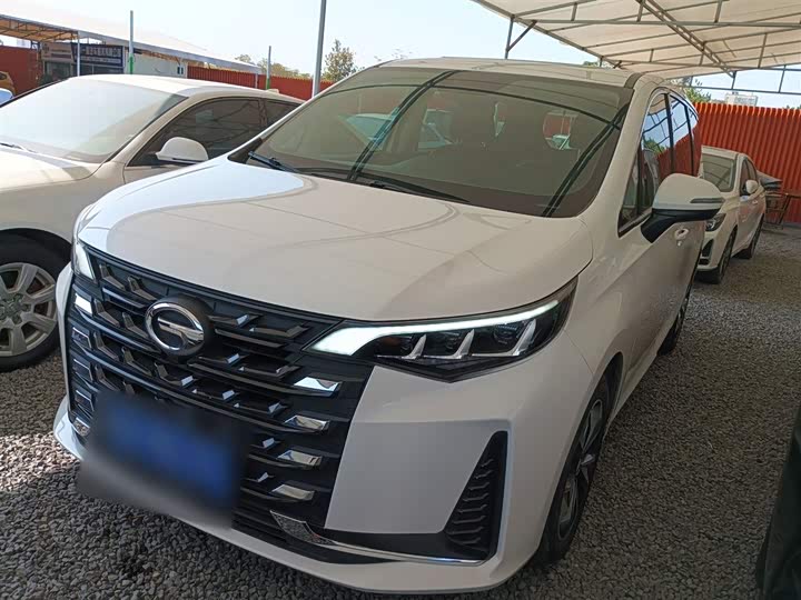 Фото 2 - GAC Trumpchi M6