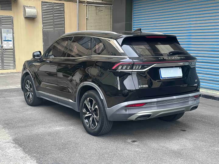 Фото 6 - Beijing X7