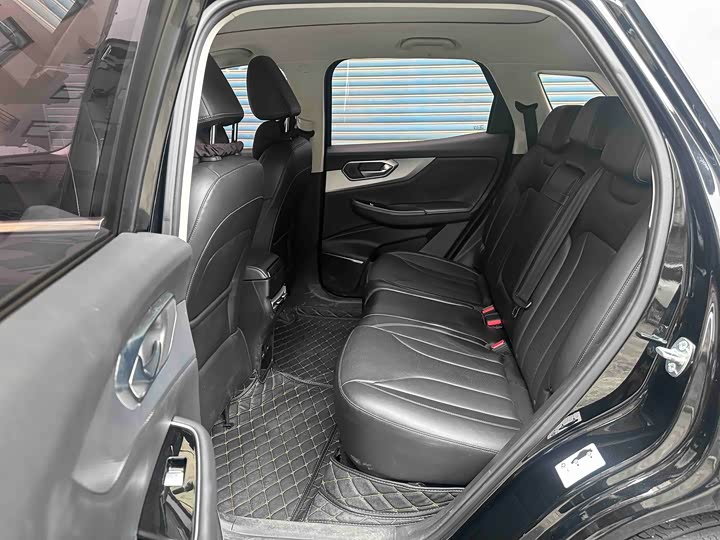 Фото 9 - Beijing X7