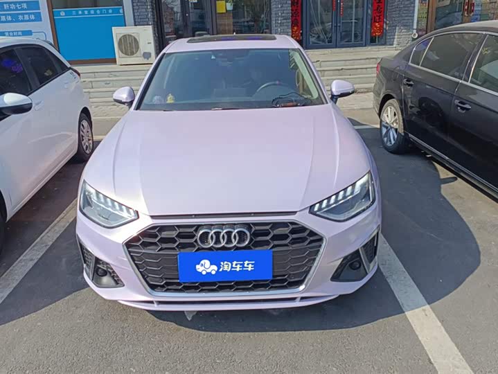 Фото 2 - Audi A4L