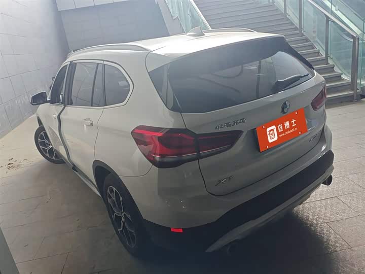 Фото 6 - BMW X1