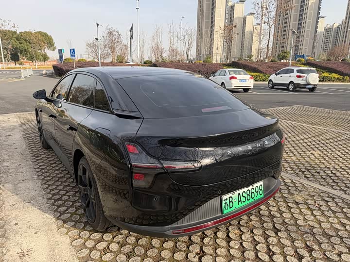 Фото 3 - XPeng Mona M03