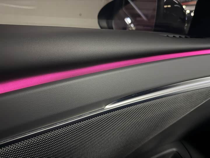 Фото 7 - XPeng Mona M03