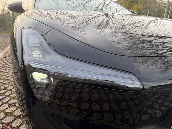 Фото 8 - XPeng Mona M03