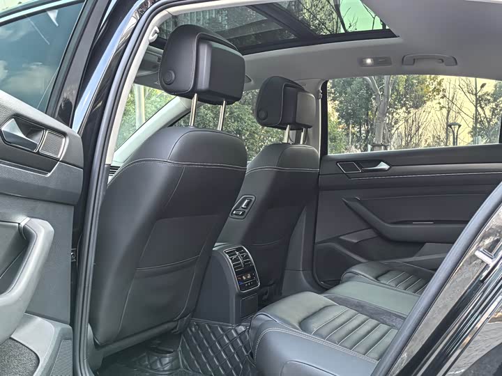 Фото 7 - Volkswagen Magotan