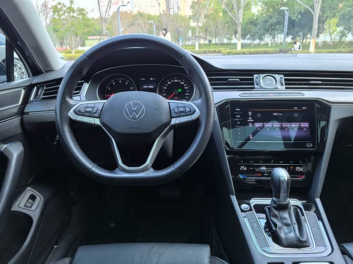 Фото 8 - Volkswagen Magotan