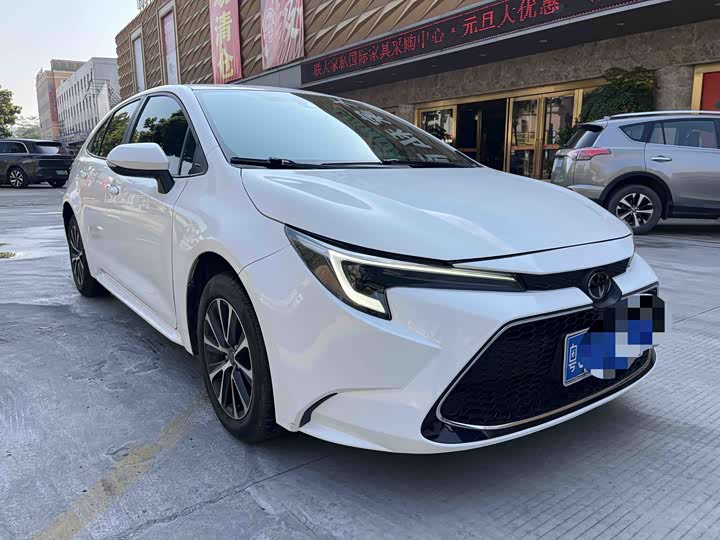 Фото 2 - Toyota Levin