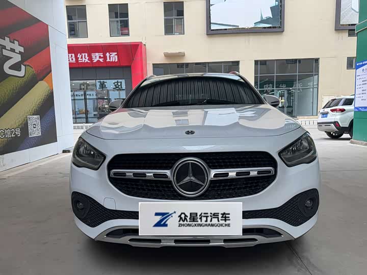 Фото 2 - Mercedes-Benz GLA-Class