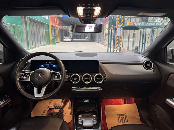 Фото 6 - Mercedes-Benz GLA-Class