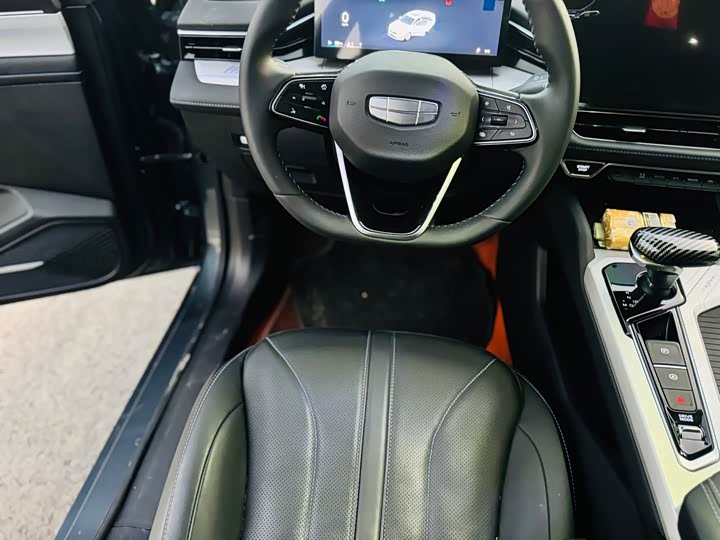 Фото 7 - Geely Preface