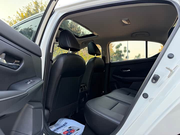 Фото 6 - Nissan Sylphy