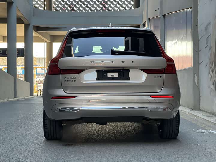 Фото 5 - Volvo XC60