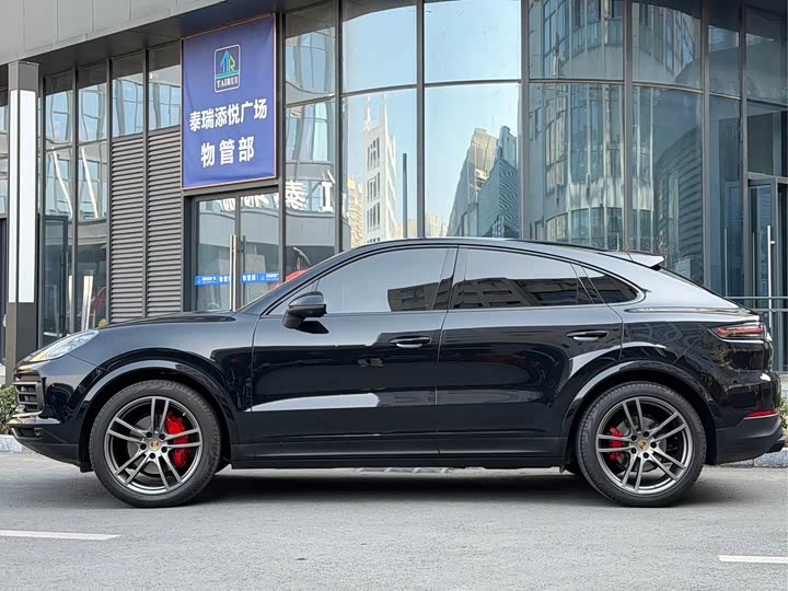 Фото 5 - Porsche Cayenne