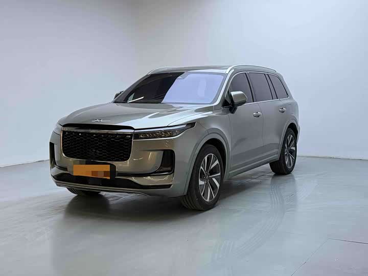 Фото 1 - LiXiang One