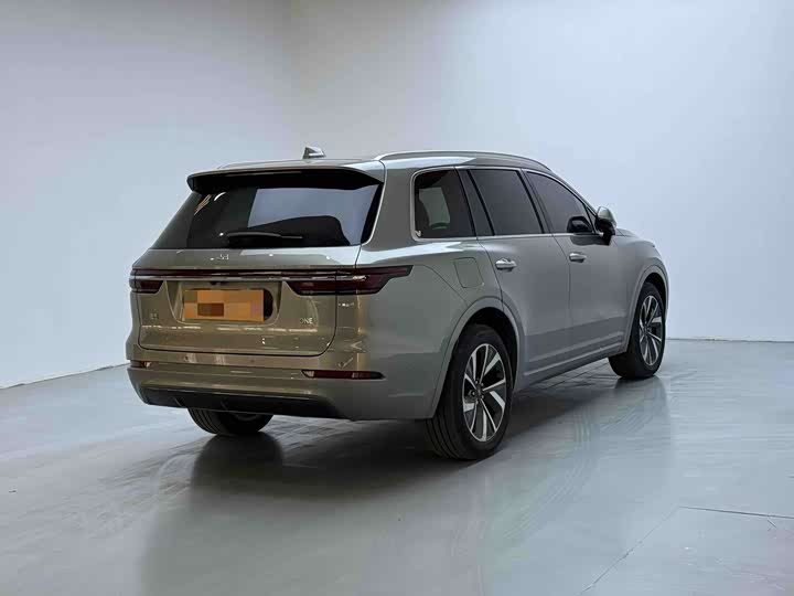 Фото 5 - LiXiang One