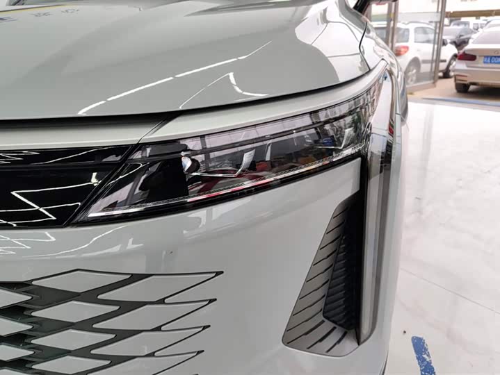 Фото 5 - Exeed RX C-DM Hybrid