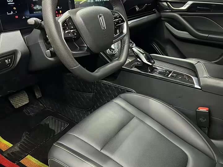 Фото 5 - Bestune B70