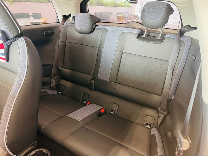 Фото 8 - Mini Cooper