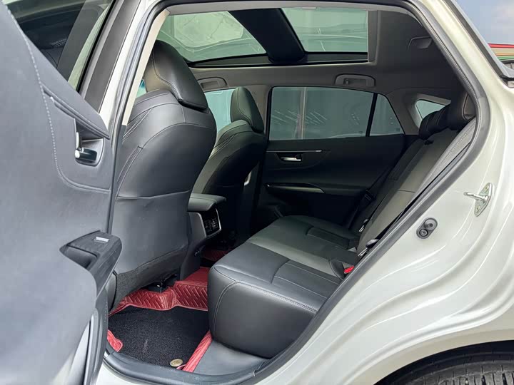 Фото 7 - Toyota Harrier