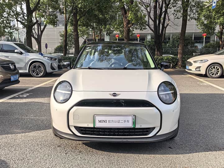 Фото 2 - Mini Cooper