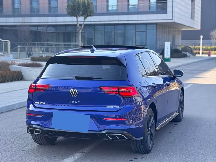 Фото 7 - Volkswagen Golf