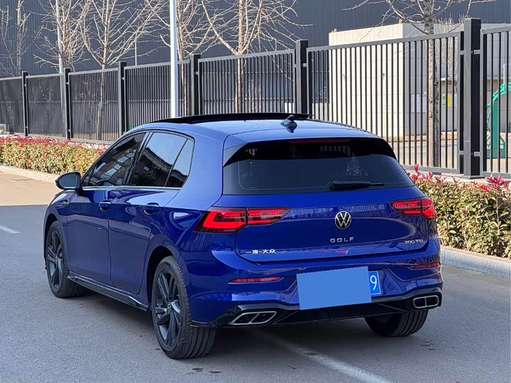 Фото 8 - Volkswagen Golf