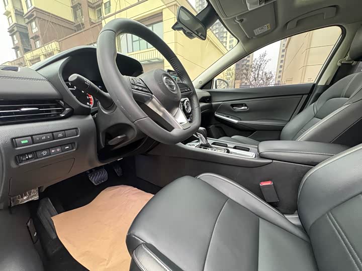 Фото 4 - Nissan Sylphy