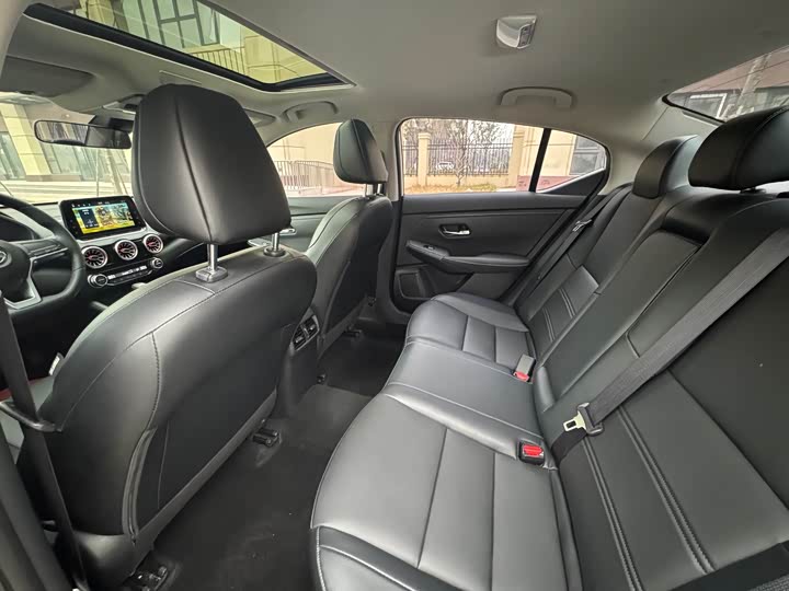 Фото 6 - Nissan Sylphy